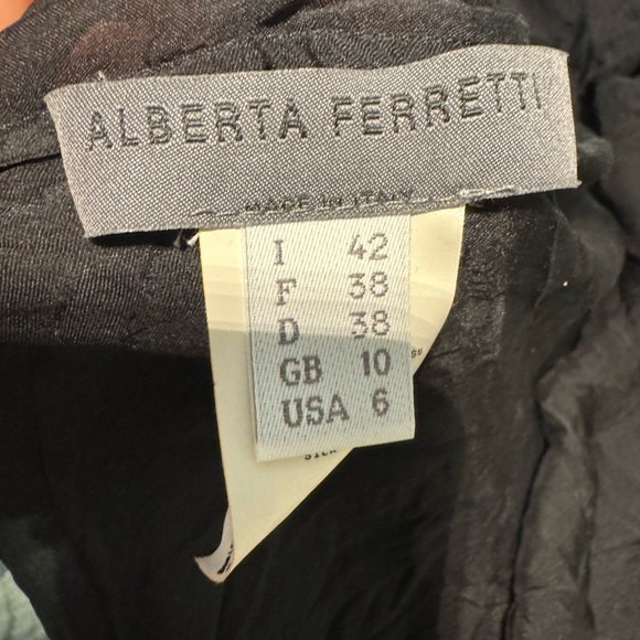 Alberta Ferretti 100% Silk black long sleeve blouse - Picture 2 of 3